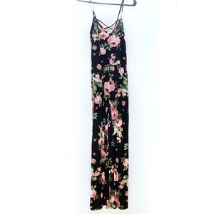urban rose jumpsuit black floral m/l